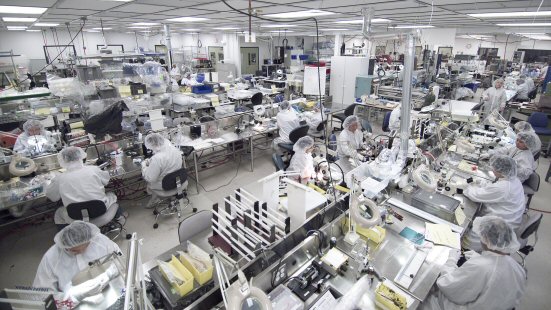 hoạt động sản xuất trang thiết bị y tế